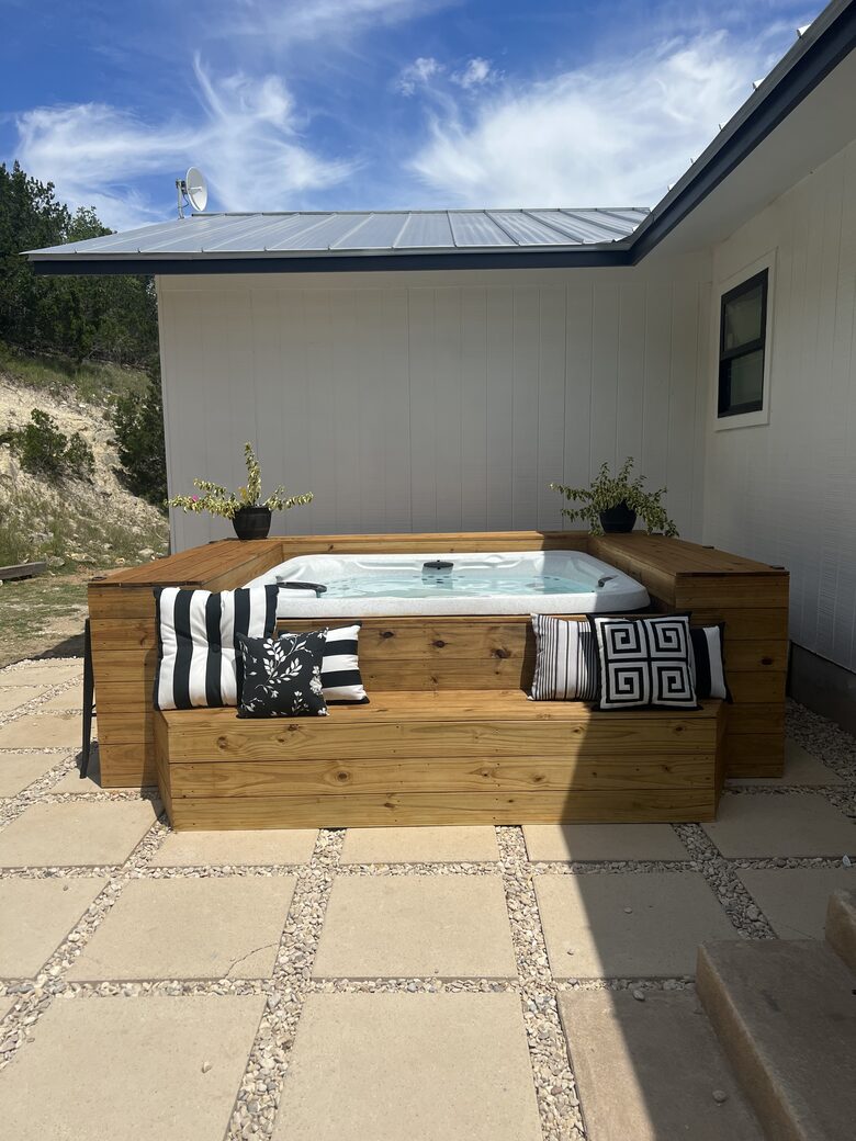 The Wildflower Haus- GORGEOUS Texas Hill Country! - Fredericksburg, Texas