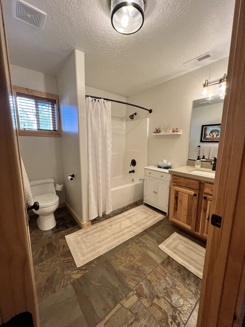 Bottom Level Bath