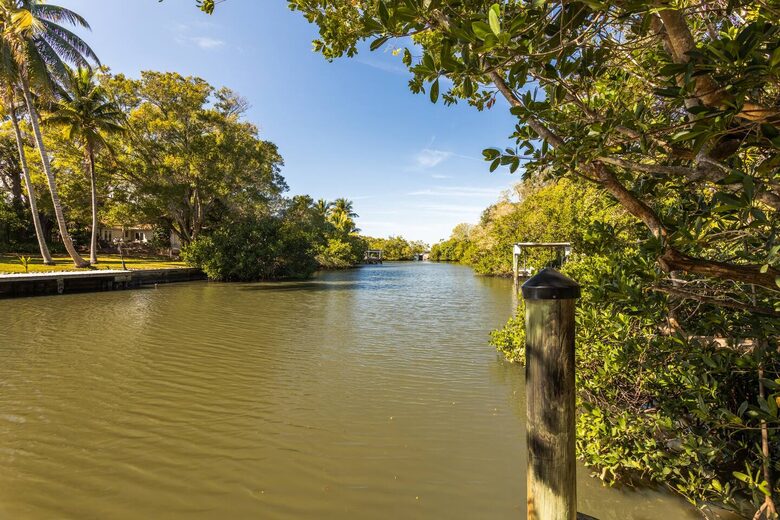 On The Bayou - North West Bradenton, Florida