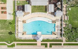 Cinnamon Shore's Casa Blanca - Port Aransas, Texas