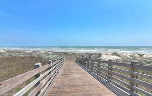 Cinnamon Shore's Casa Blanca - Port Aransas, Texas