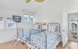 Cinnamon Shore's Casa Blanca - Port Aransas, Texas