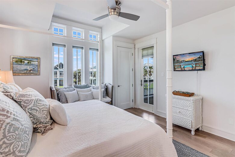 Cinnamon Shore's Casa Blanca - Port Aransas, Texas