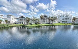 Cinnamon Shore's Casa Blanca - Port Aransas, Texas