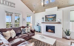 Cinnamon Shore's Casa Blanca - Port Aransas, Texas