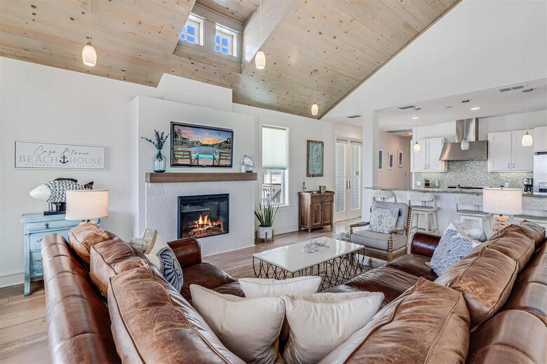 Cinnamon Shore's Casa Blanca - Port Aransas, Texas
