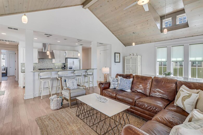 Cinnamon Shore's Casa Blanca - Port Aransas, Texas