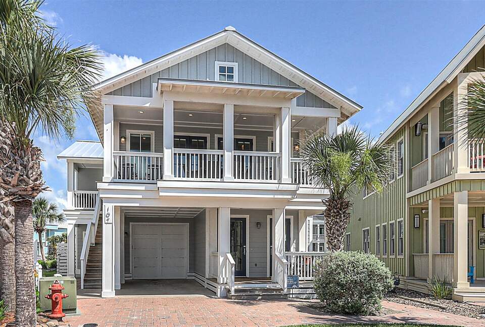 Cinnamon Shore's Casa Blanca - Port Aransas, Texas