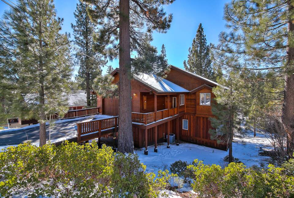 Fabulous Truckee Retreat - Truckee, California