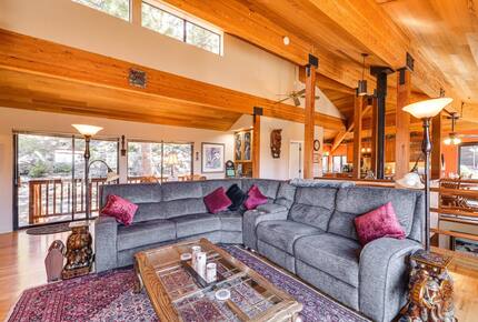 Living room with Wet bar in the corner
