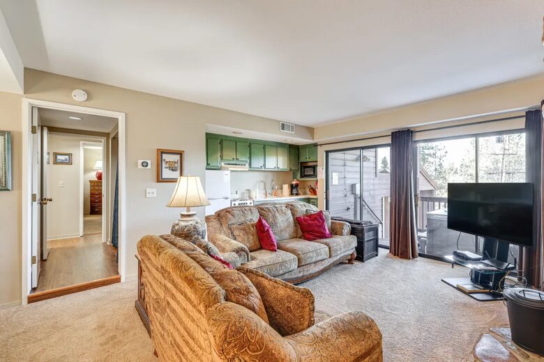 Lower living room