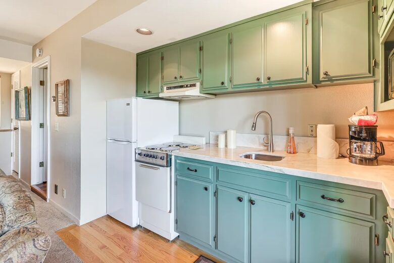 Lower efficiency kitchen