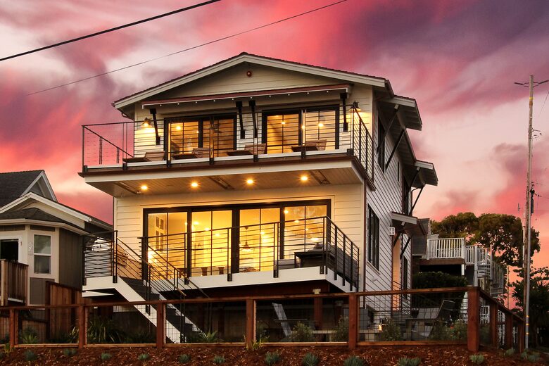 Luxury Beachfront Santa Cruz Home - Santa Cruz, California