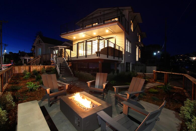 Luxury Beachfront Santa Cruz Home - Santa Cruz, California