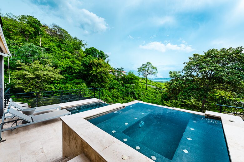 Casa Escondida - Playa Flamingo, Costa Rica