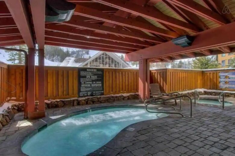 Luxury Alpine Retreat w Stunning Views & Summer/Fall Adventures at Palisades Tahoe - Olympic Valley, California