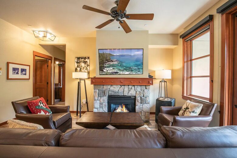 Luxury Alpine Retreat w Stunning Views & Summer/Fall Adventures at Palisades Tahoe - Olympic Valley, California
