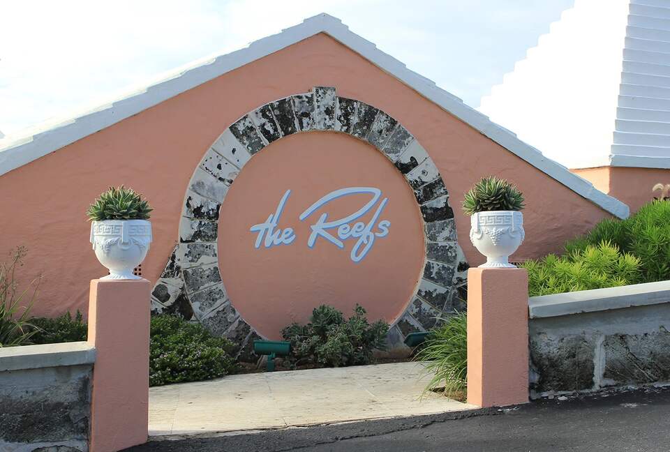 Southampton, Bermuda - The Reefs Club - 3 Bedroom Residence - Southampton, Bermuda