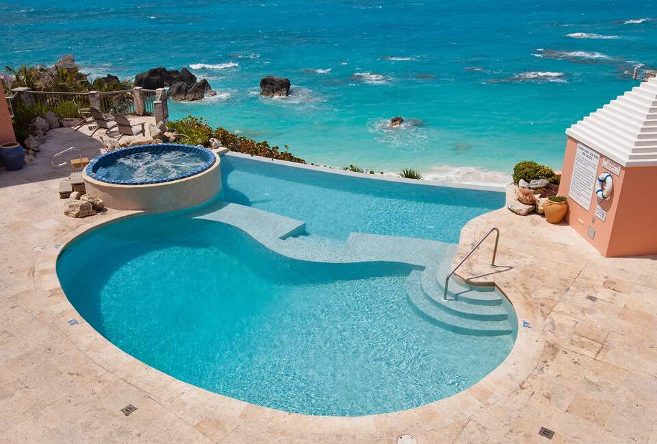 Southampton, Bermuda - The Reefs Club - 3 Bedroom Residence - Southampton, Bermuda