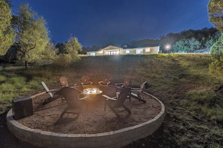The Wildflower Haus- GORGEOUS Texas Hill Country! - Fredericksburg, Texas