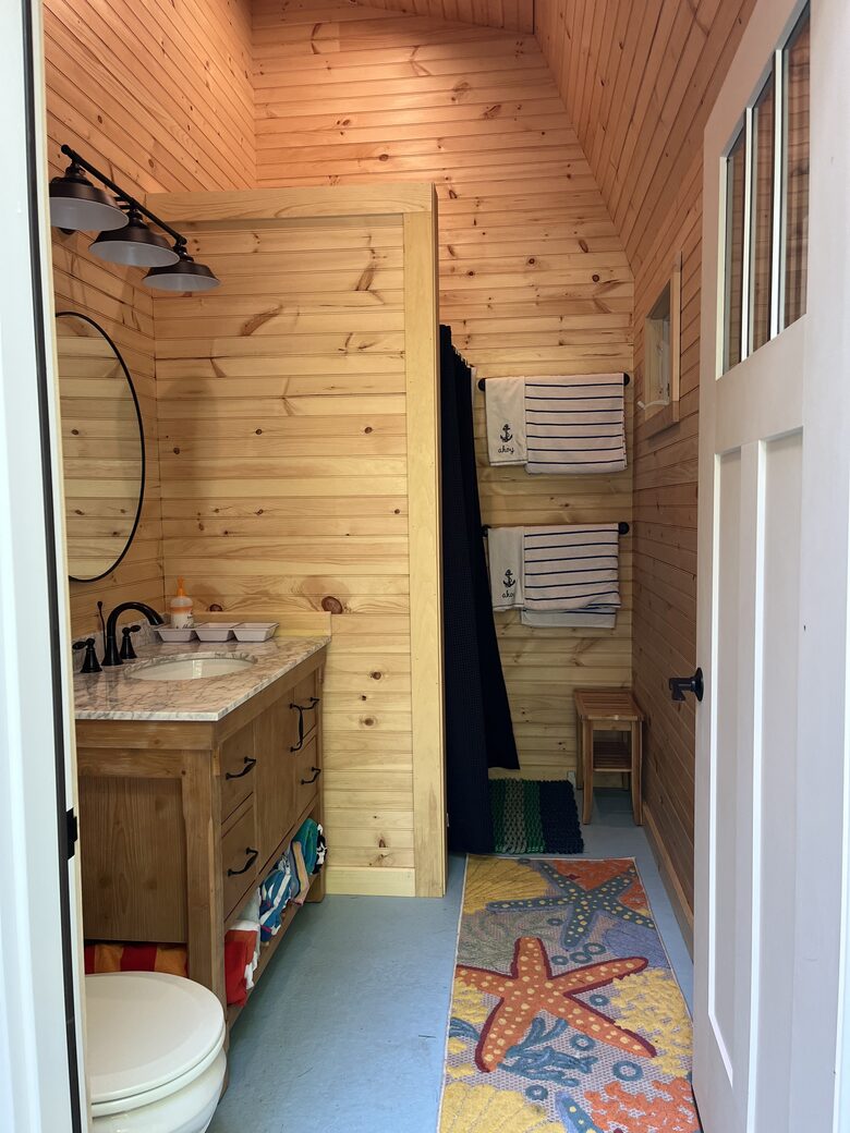Modern Cottage on a Wooded Lot with Beach Access - New Harbor, Maine