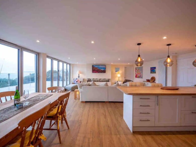 Wychbury Sea House - Bigbury On Sea, United Kingdom