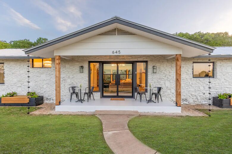 The Wildflower Haus- GORGEOUS Texas Hill Country! - Fredericksburg, Texas