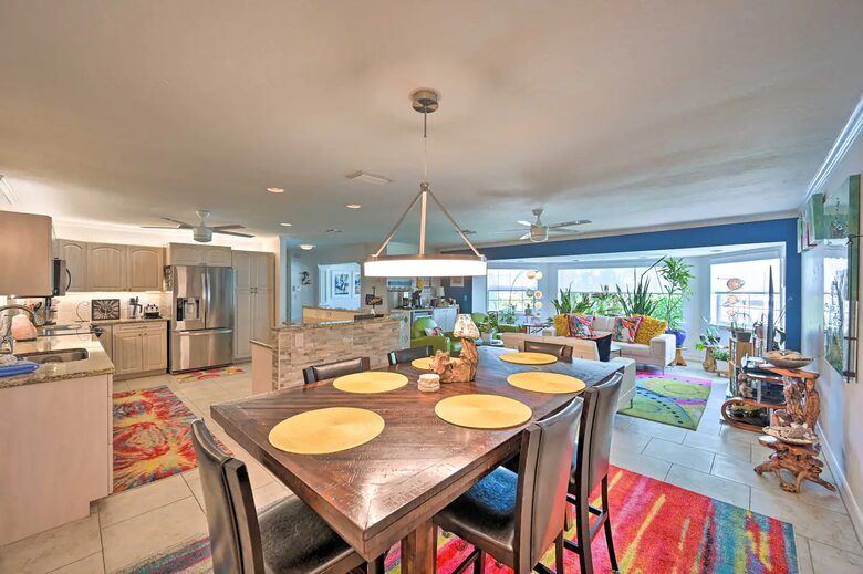 Salty Soulz Getaway - Cape Coral, Florida