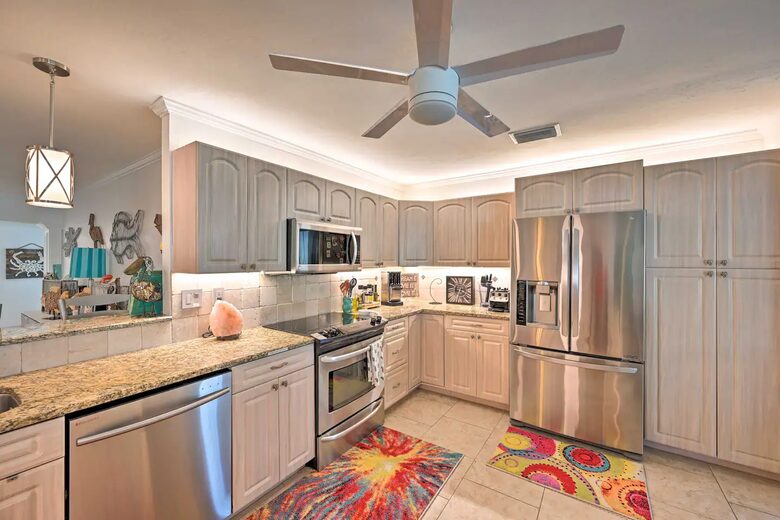 Salty Soulz Getaway - Cape Coral, Florida