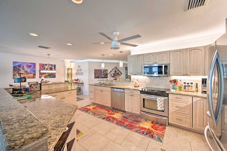 Salty Soulz Getaway - Cape Coral, Florida