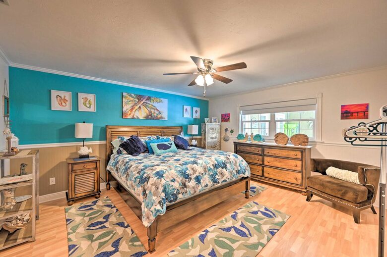 Salty Soulz Getaway - Cape Coral, Florida
