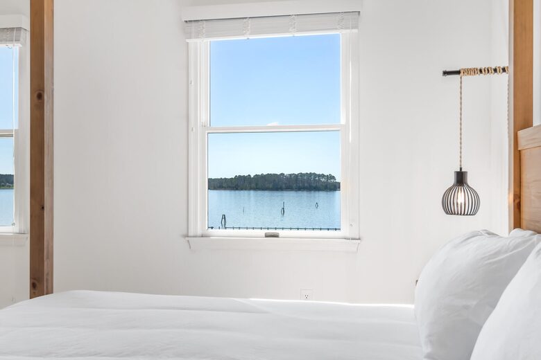 Cedar Cove Retreat | 25 Bedrooms Waterfront Estate with, Pool, Gym, and more - St. Michaels, Maryland