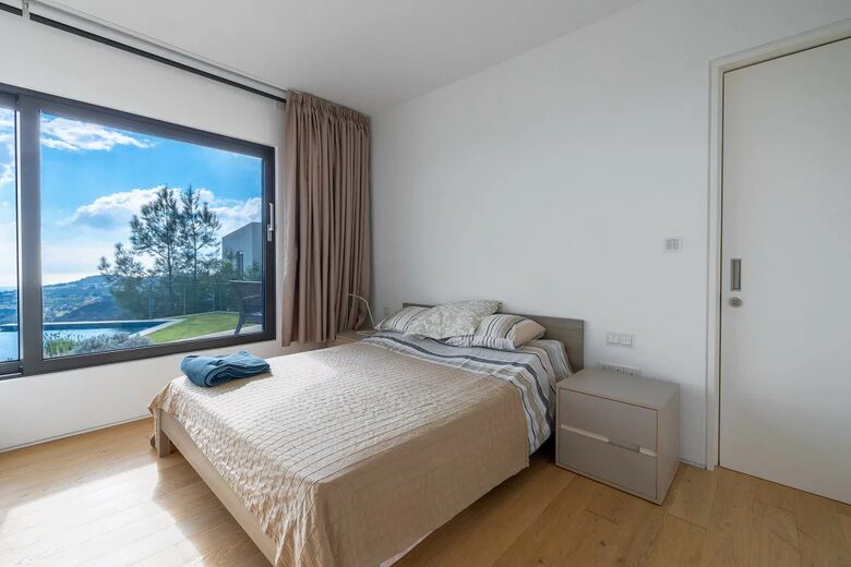 Modern Hill Top Golf Villa - Tsada, Cyprus
