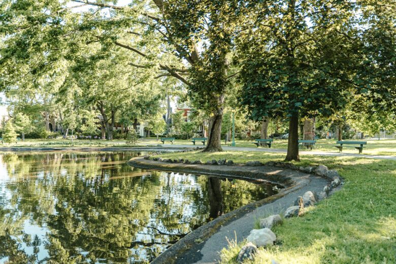 Outremont Park - Outremont, Canada