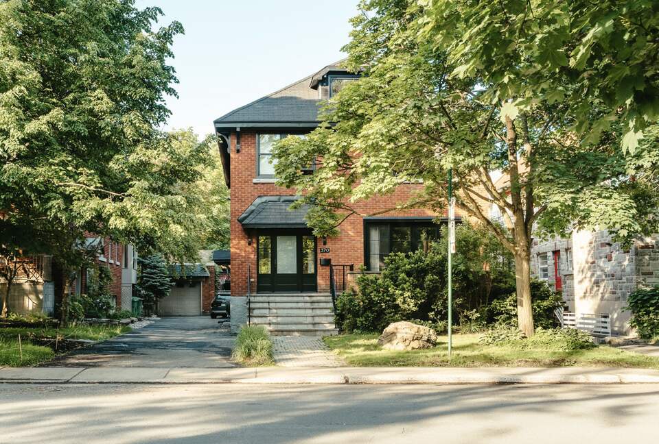Outremont Park - Outremont, Canada
