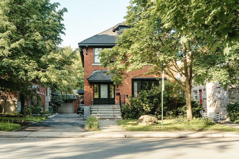 Outremont Park - Outremont, Canada