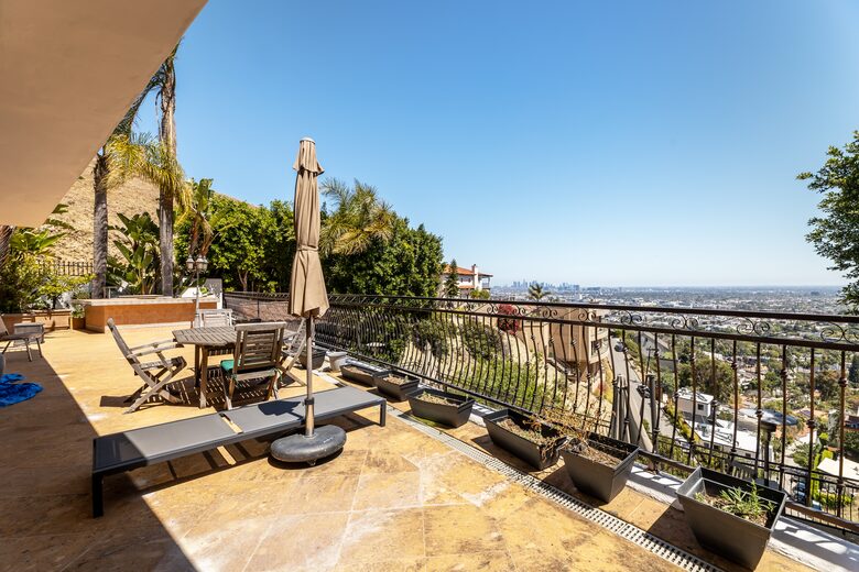 Hollywood Hills Mediterranean Villa - Los Angeles, California