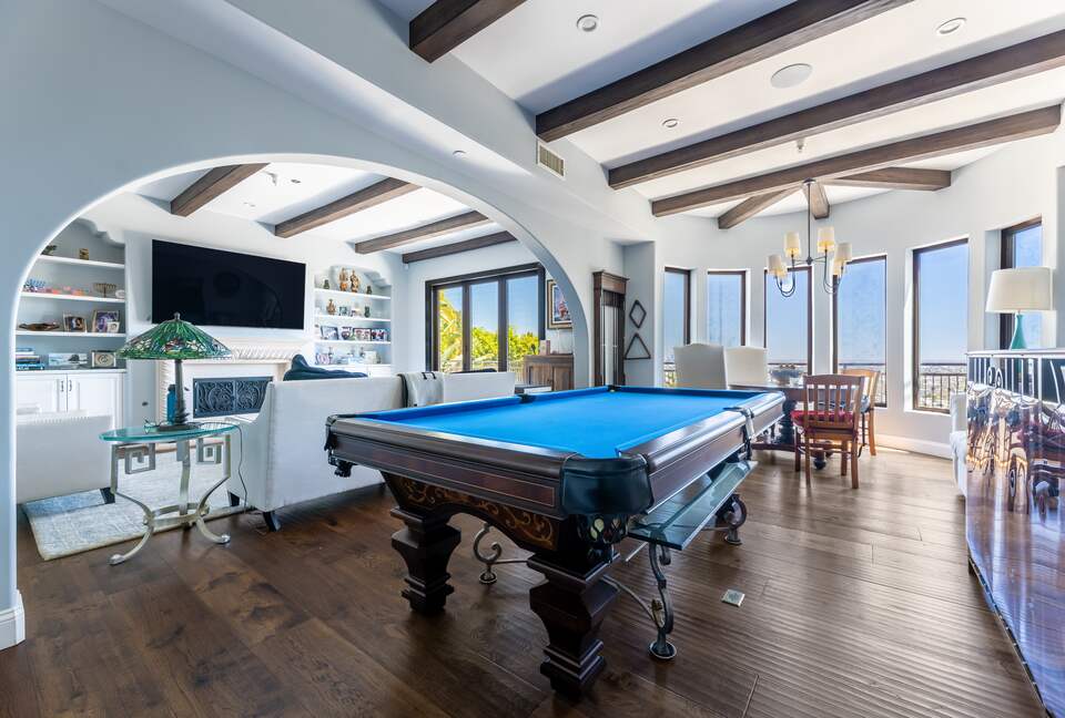 Hollywood Hills Mediterranean Villa - Los Angeles, California