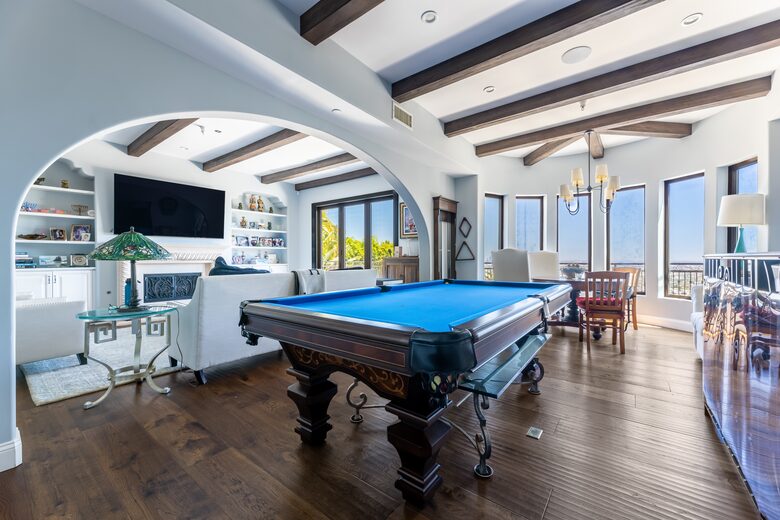 Hollywood Hills Mediterranean Villa - Los Angeles, California