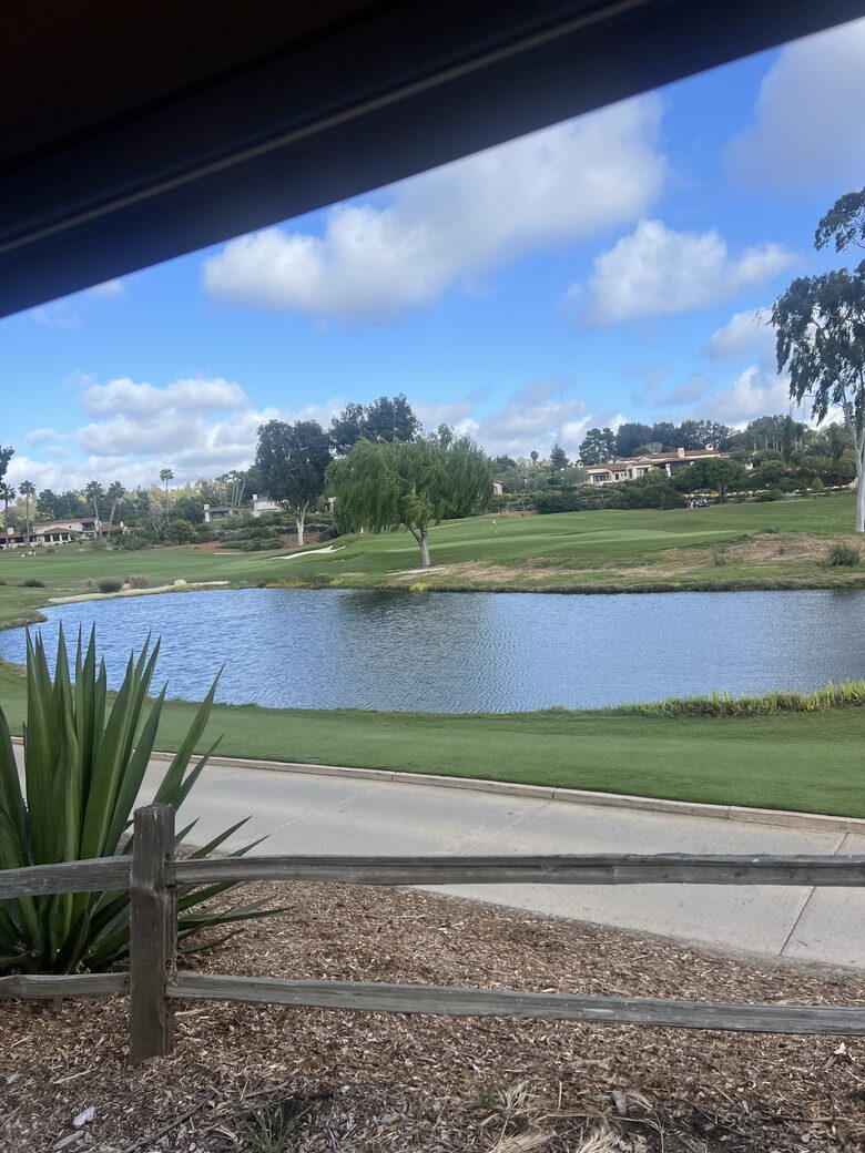 Peaceful Studio Retreat with Sensational Golf Course View and Natural Surroundings - Rancho Santa Fe, California