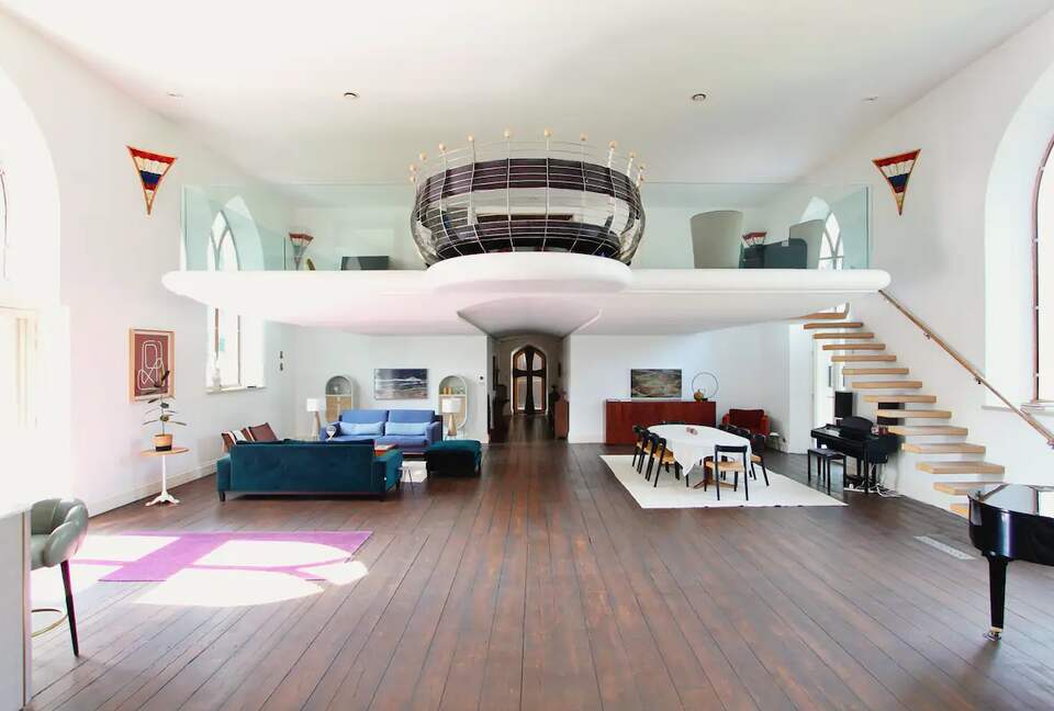 Church House In West London - Uxbridge, London, United Kingdom