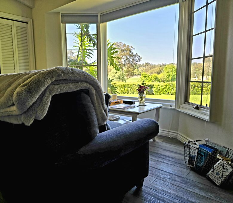 Peaceful Studio Retreat with Sensational Golf Course View and Natural Surroundings - Rancho Santa Fe, California