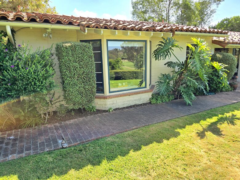 Peaceful Studio Retreat with Sensational Golf Course View and Natural Surroundings - Rancho Santa Fe, California