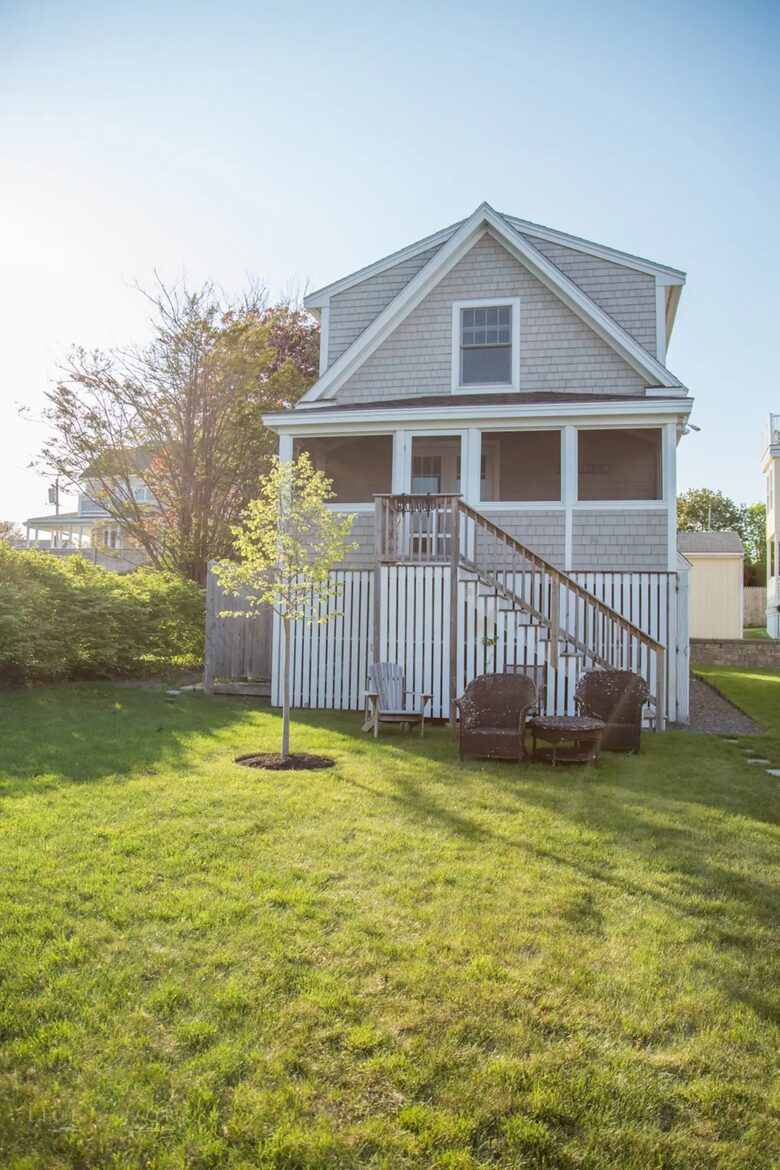 Charming Coastal Maine Beach Cottage - Higgins Beach, Maine