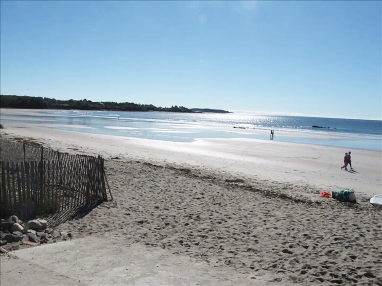 Charming Coastal Maine Beach Cottage - Higgins Beach, Maine