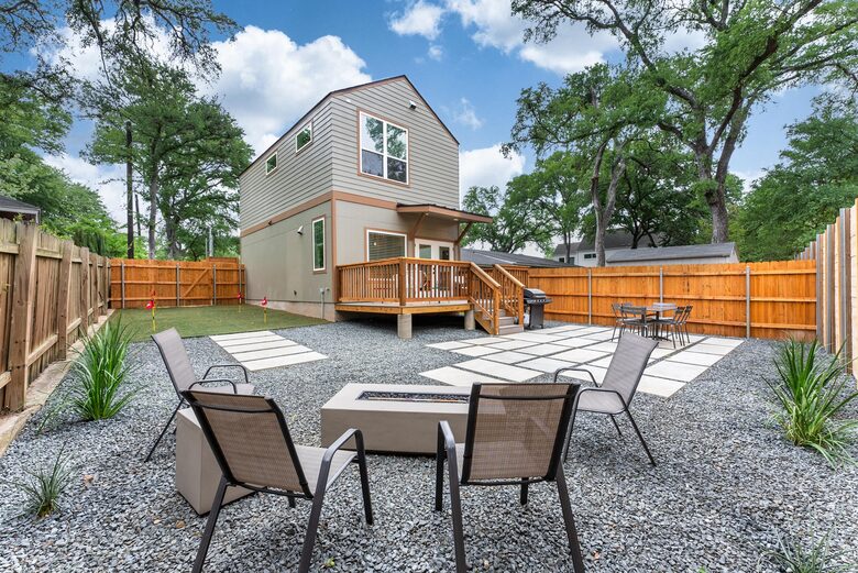 Casita Verde | ATX - Live Music Capital of the World - Austin, Texas