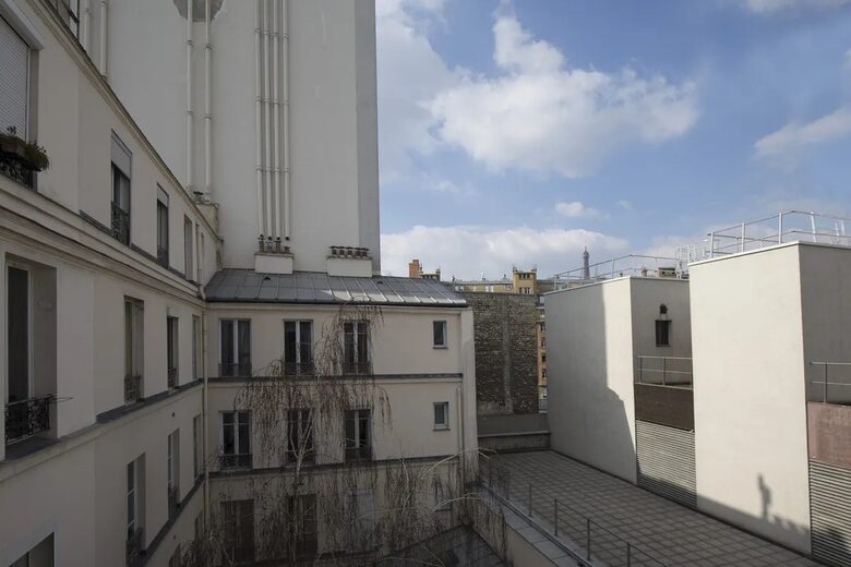 Paris Gem near Champs-de-Mars - Paris, France