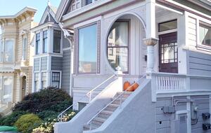 Modern Victorian Home in the Center of San Francisco - San Francisco, California
