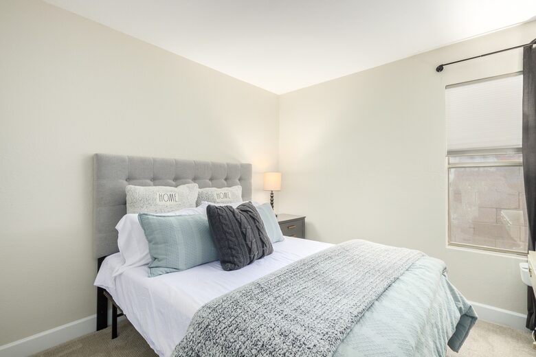 Prime Location Phoenix/Scottsdale Home With Spa - Phoenix, Arizona