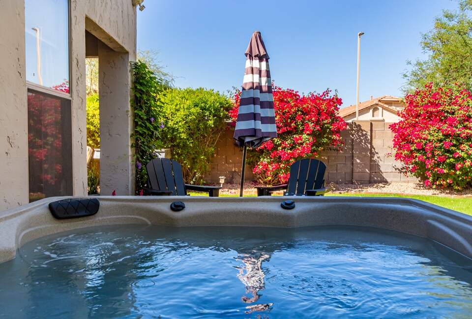 Prime Location Phoenix/Scottsdale Home With Spa - Phoenix, Arizona